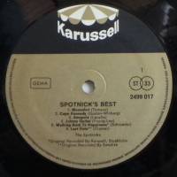 The Spotnicks - Spotnick's Best       (LP)
