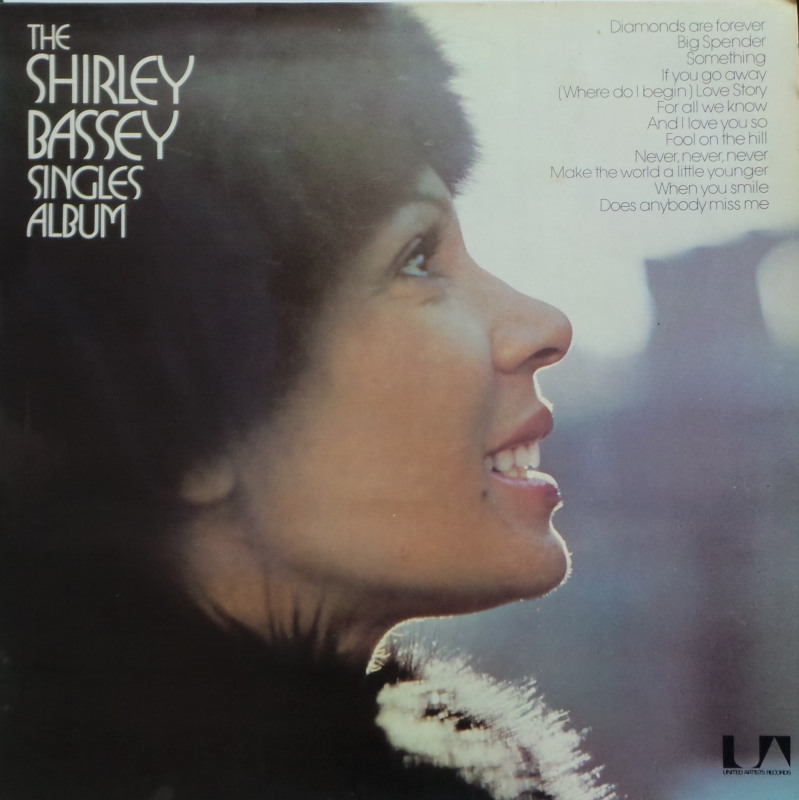 Shirley Bassey - The Shirley Bassey Singles Album   (LP)