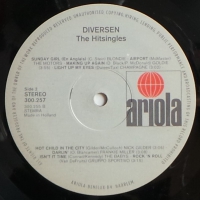 The Hitsingles                        (Verzamel LP)