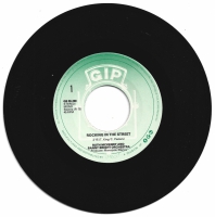 Ruth McKenny - Rocking In The Street (Single)