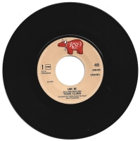 Yvonne Elliman - Love Me (Single)